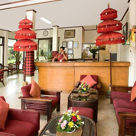 Hotel Ratna Кута Екстер'єр фото